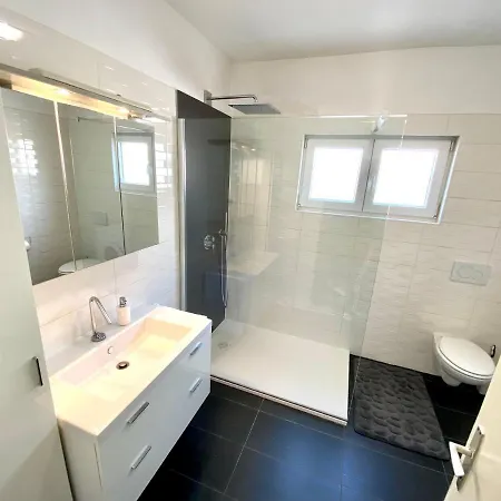 Apartment Davor Pula