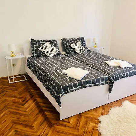 Apartment Davor *